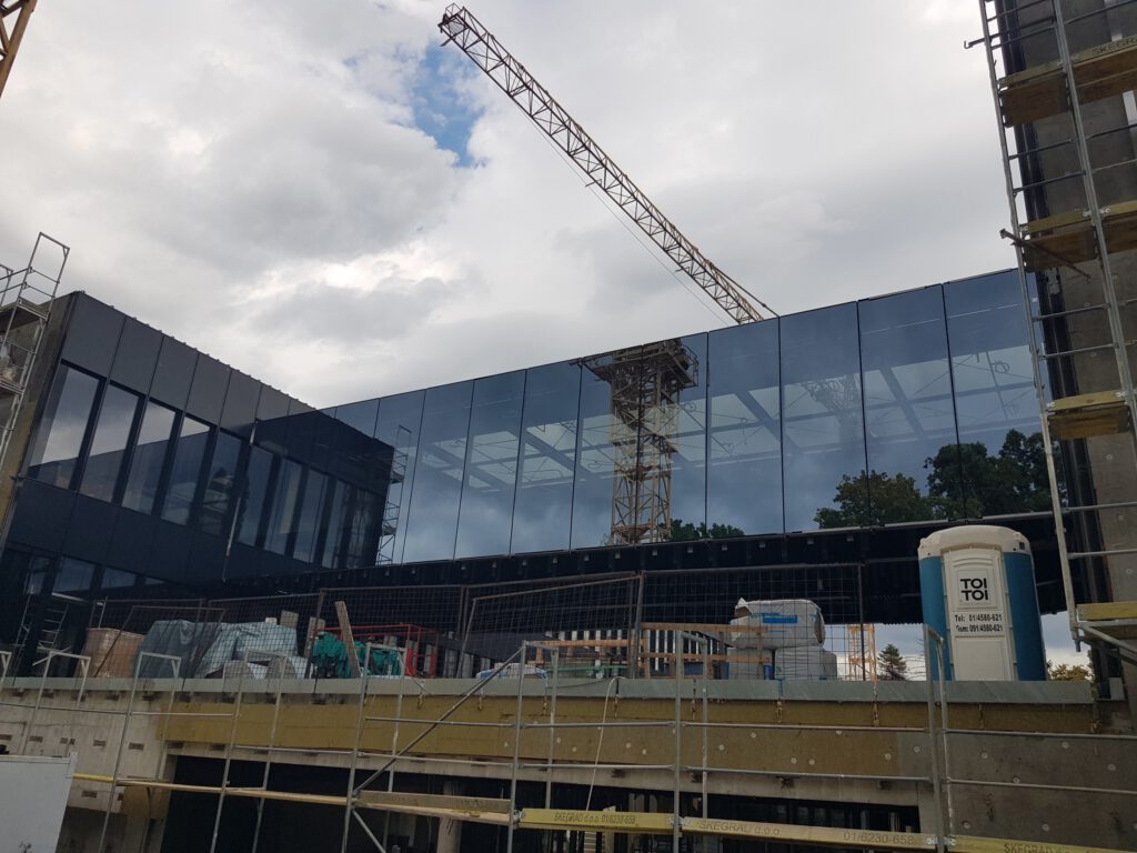 Institut Ruđer Bošković — aluminijska fasada, fotografija 3