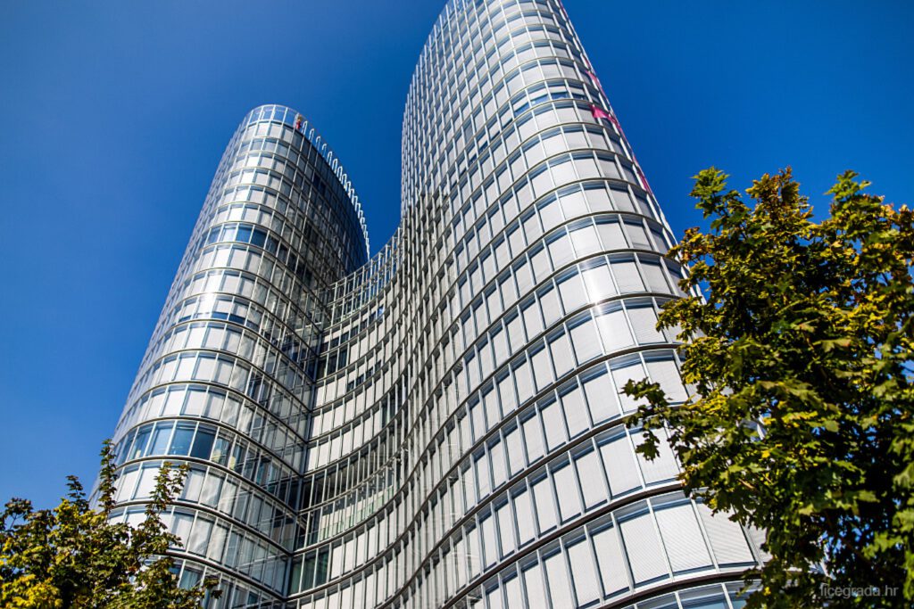 Sky Office — aluminijska fasada, fotografija 1